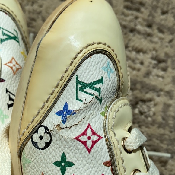Louis Vuitton sneakers - Picture 6 of 15